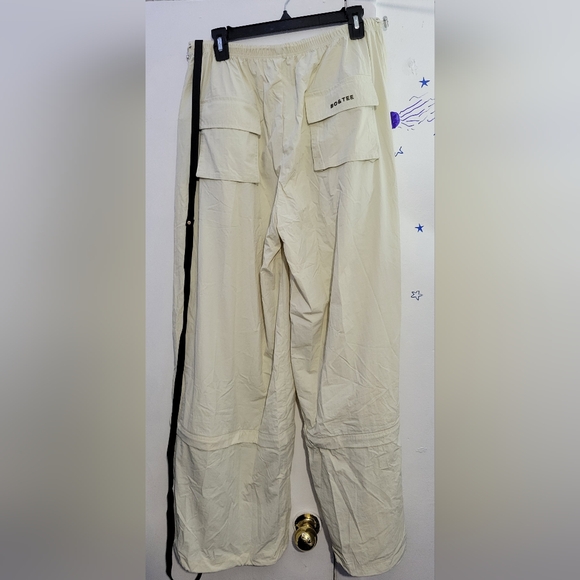 NEW With Tags Bo & Tee Khaki Drawstring Wide Leg Pants Size Medium - Picture 2 of 11